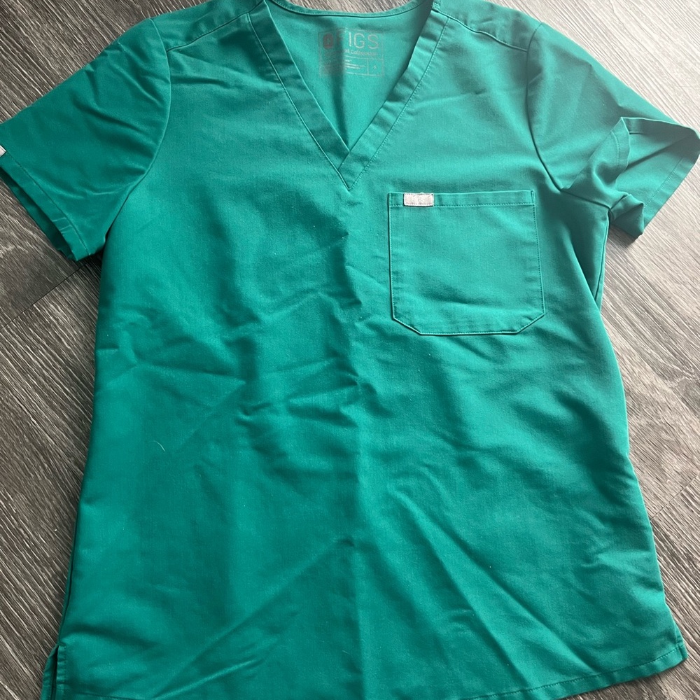 FIGS Hunter green Catarina scrub top